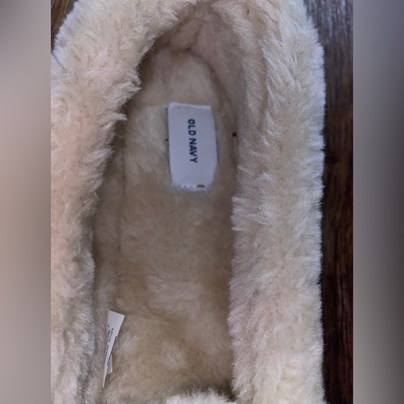 Old Navy Slippers Size 7 - Picture 8 of 10